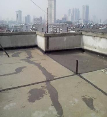麻阳漏水维修 楼顶漏水是什么原因，楼顶漏水维修方法是什么?